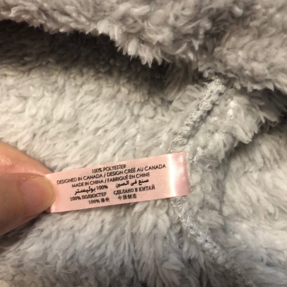 La Vie en Rose Ultra Soft Plush Long Sleeves Shirt - Picture 8 of 8